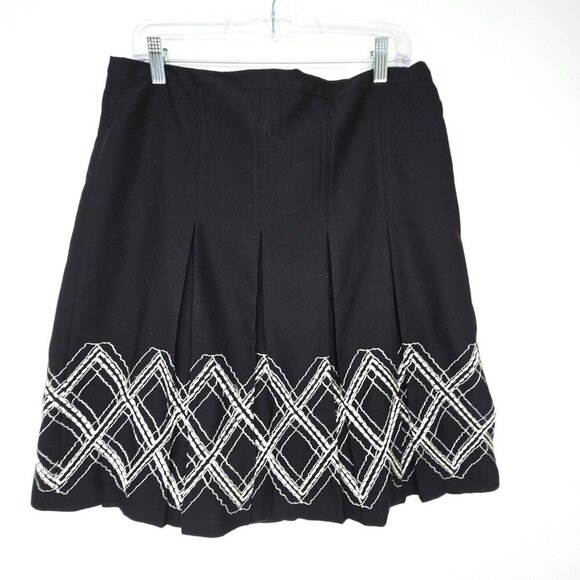Ann Taylor Loft Embroidered Argyle Circle Box Pleat Skirt in Black White - Picture 1 of 8